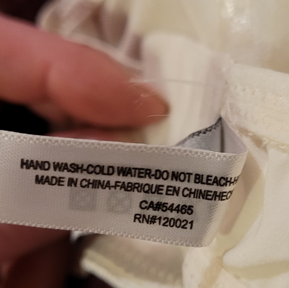 Silky and lace bracelet to a set. Top is size Small . Oh la la Cherri - Picture 3 of 12